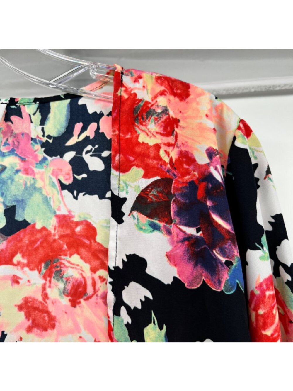 Wanna B Womens Floral Open Front Top 3/4 Sleeve Lightweight Size XL - Picture 4 of 9